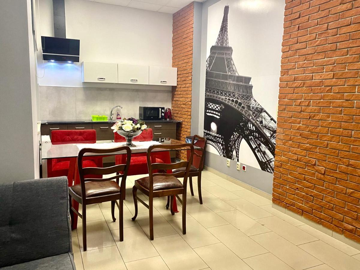 Apartamenty I Pokoje „Pod Jedynka” Konstantynów Łódzki Extérieur photo